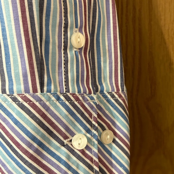 Long sleeve button down - Picture 5 of 5